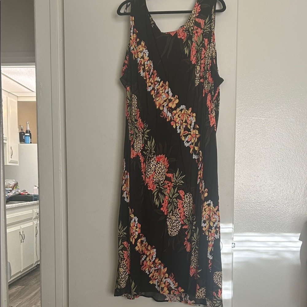 Black Floral Sleeveless Maxi Dress